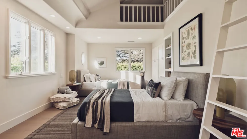 310 22nd Street Santa Monica, CA 90402
