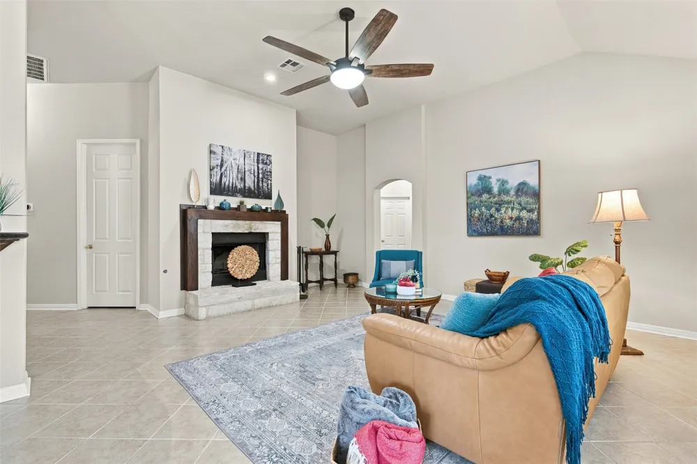 3004 Lombardi Way Cedar Park, TX 78613