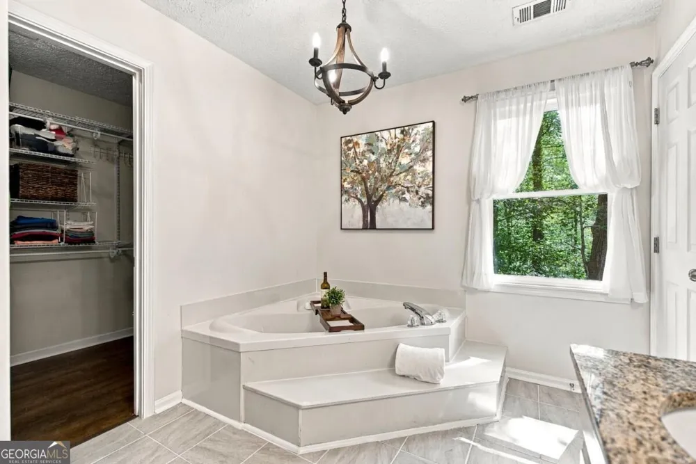 2038 Laurel CV Ball Ground, GA 30107