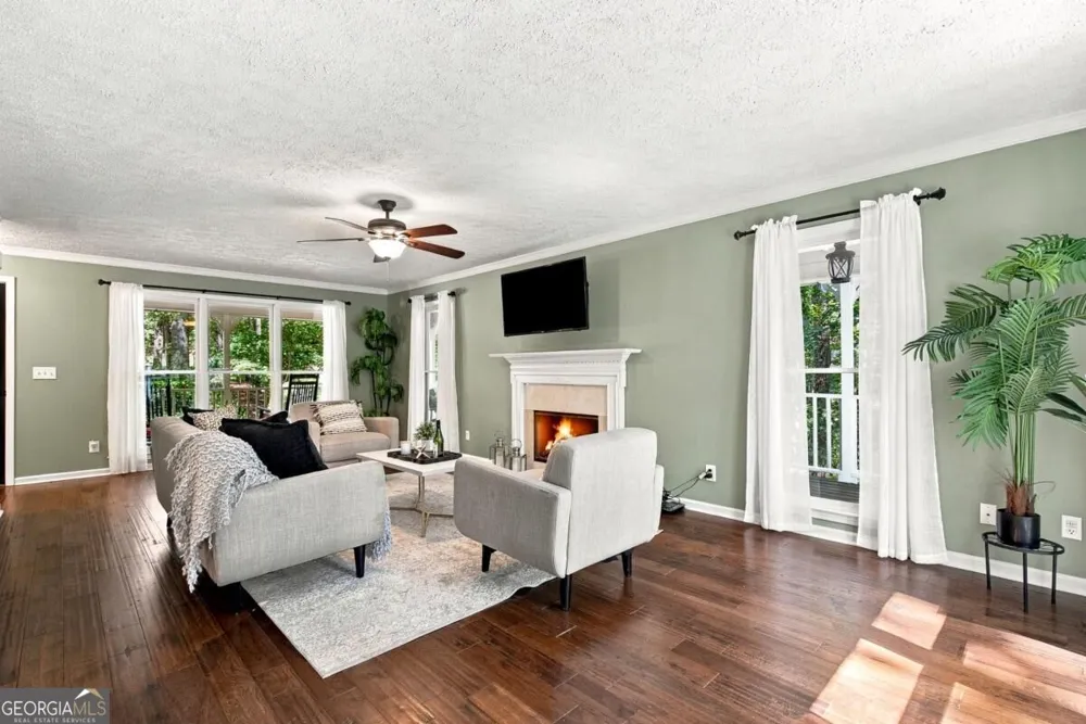 2038 Laurel CV Ball Ground, GA 30107