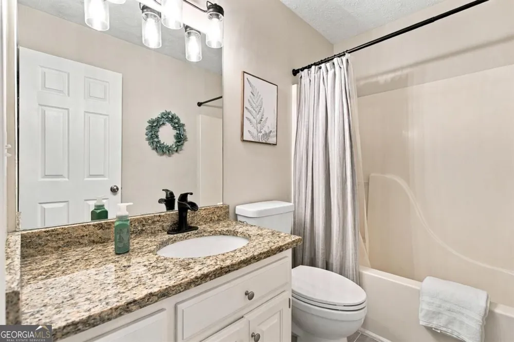 2038 Laurel CV Ball Ground, GA 30107