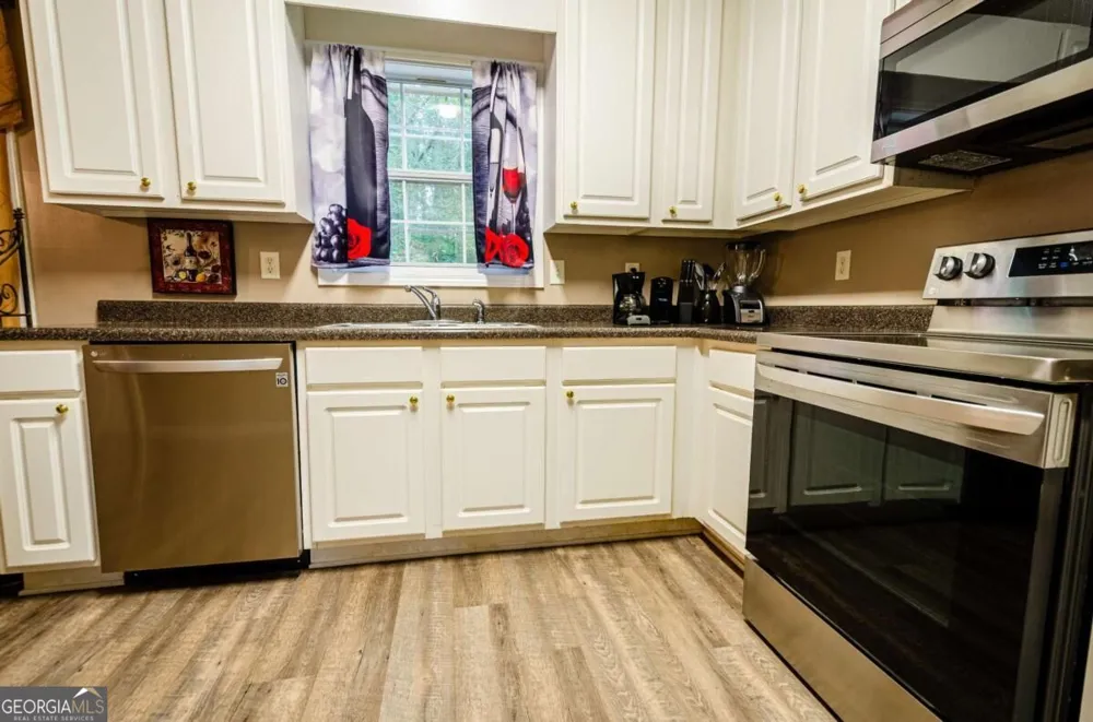 41 Chipping CT Riverdale, GA 30274
