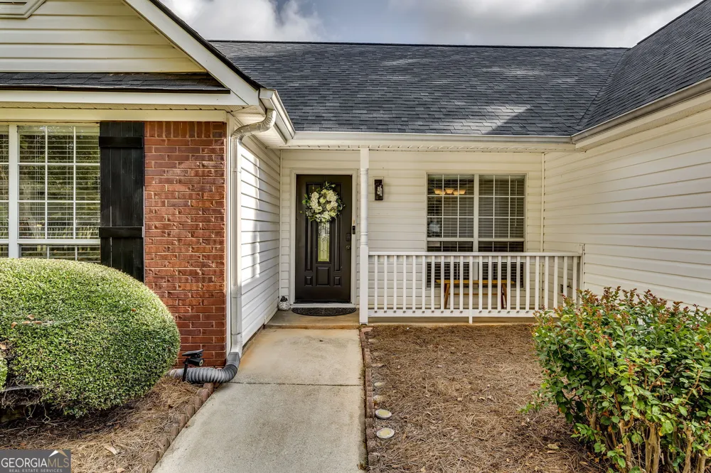 195 Heather Woods CT Covington, GA 30016