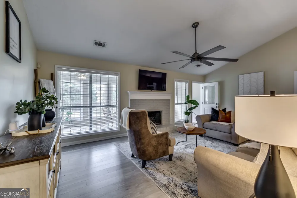 195 Heather Woods CT Covington, GA 30016