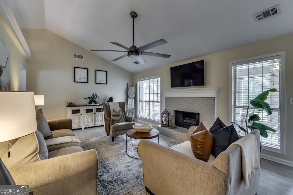 195 Heather Woods CT Covington, GA 30016