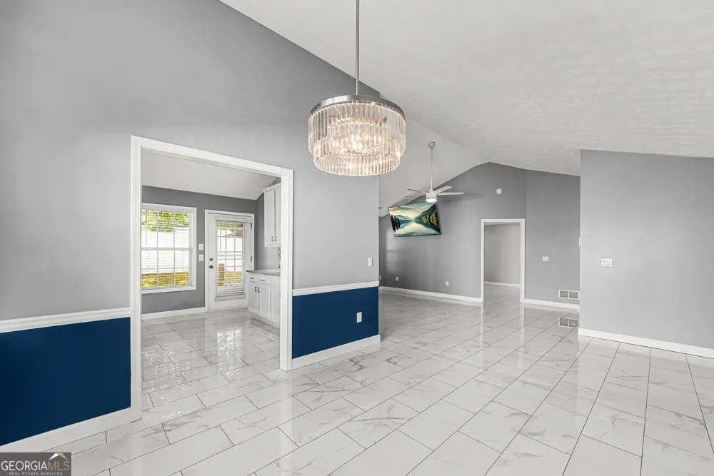 504 Mockingbird LN Loganville, GA 30052