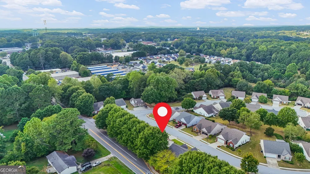 504 Mockingbird LN Loganville, GA 30052