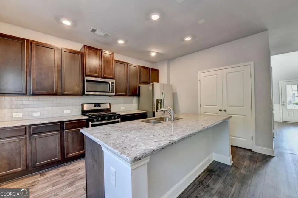 4691 Hidden Creek DR Gainesville, GA 30504
