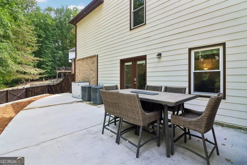 2664 Black Fox WAY Buford, GA 30519