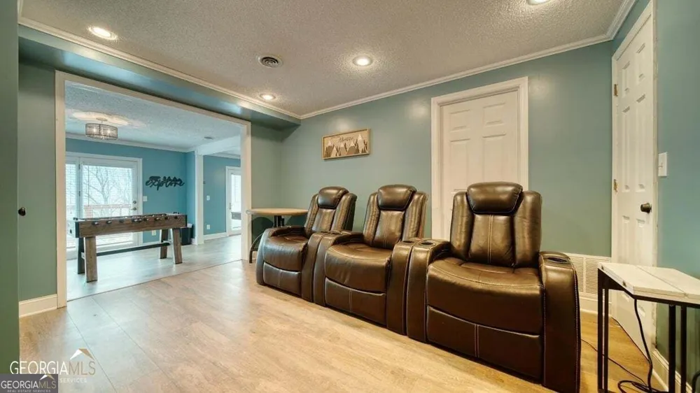 555 Laurel Ridge DR Ellijay, GA 30536