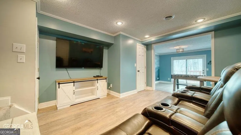 555 Laurel Ridge DR Ellijay, GA 30536