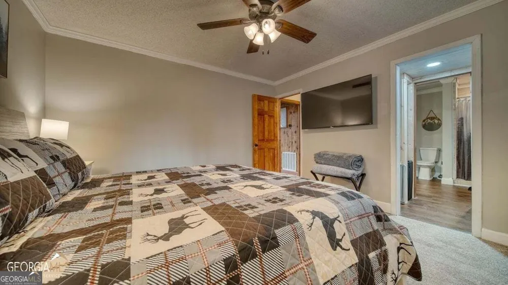 555 Laurel Ridge DR Ellijay, GA 30536