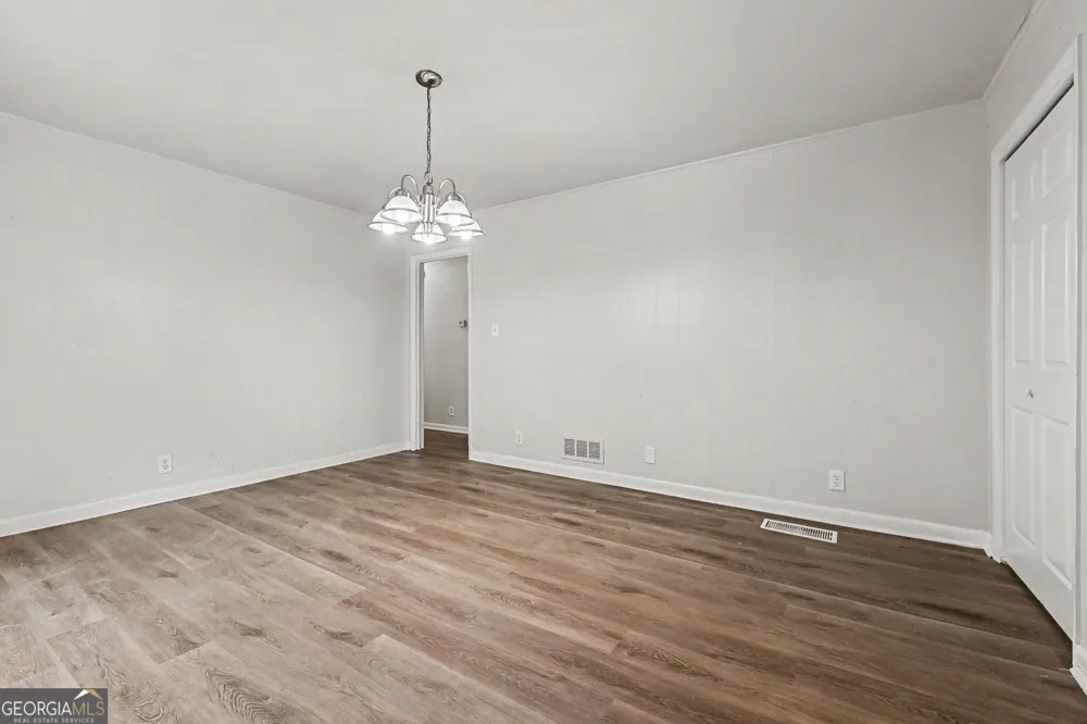 5041 W Mountain ST Stone Mountain, GA 30083