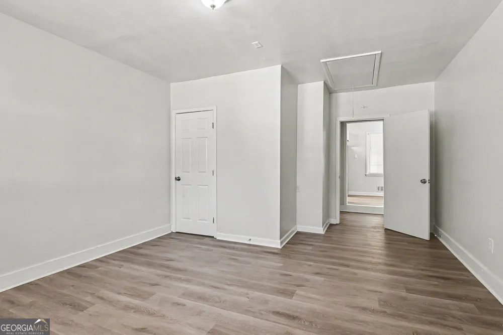 5041 W Mountain ST Stone Mountain, GA 30083