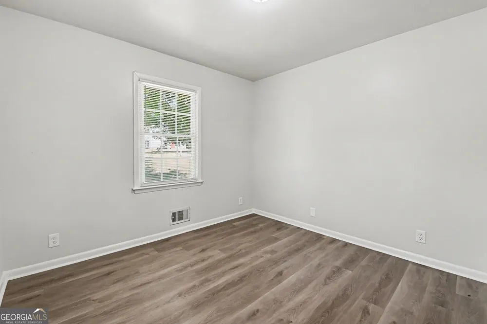 5041 W Mountain ST Stone Mountain, GA 30083