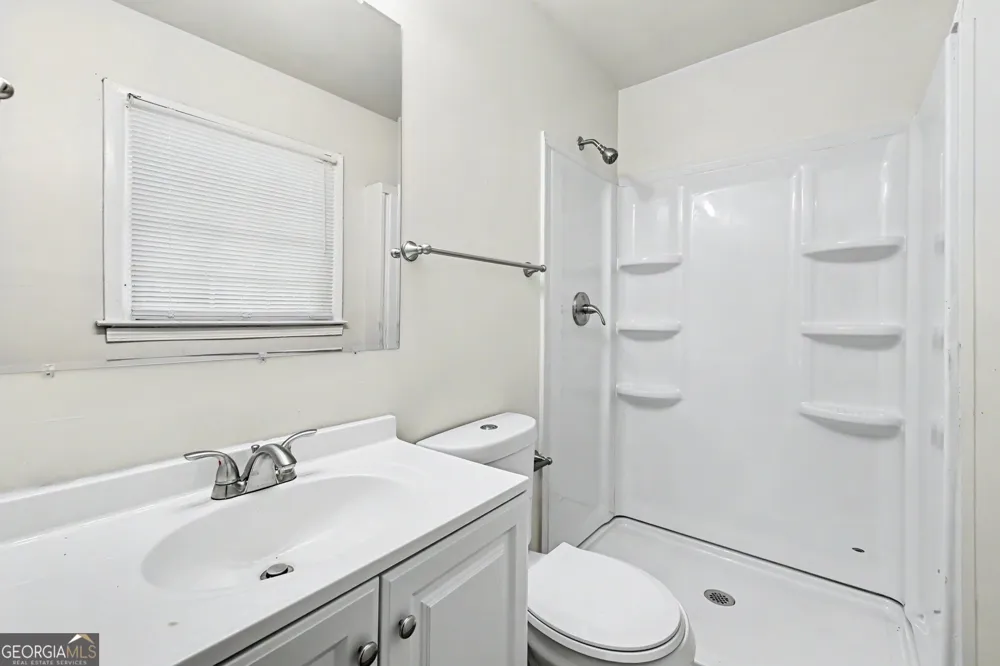 5041 W Mountain ST Stone Mountain, GA 30083