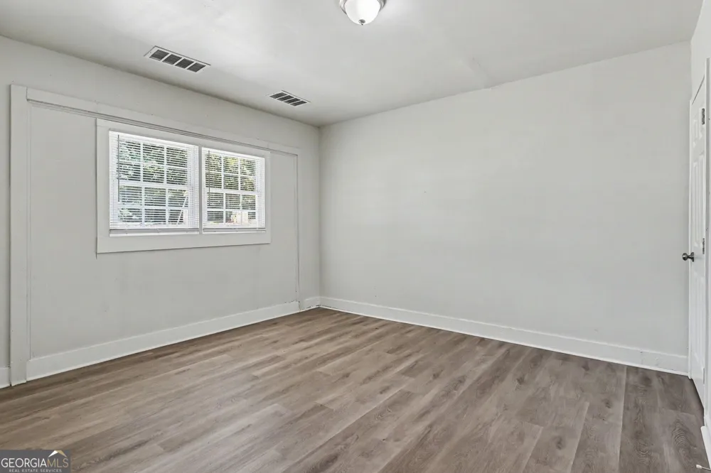 5041 W Mountain ST Stone Mountain, GA 30083