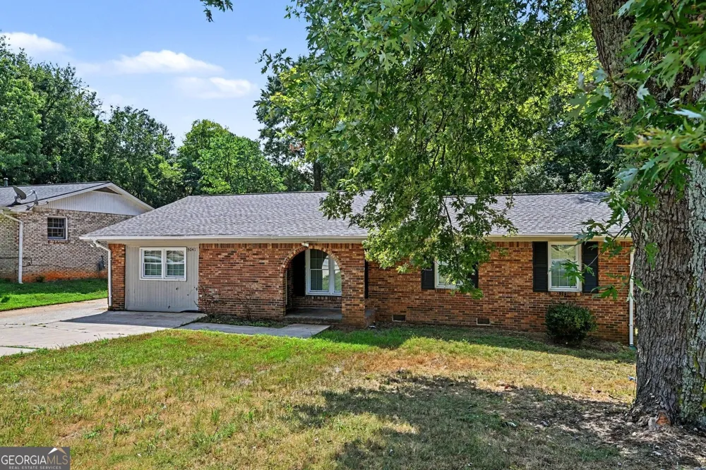 5041 W Mountain ST Stone Mountain, GA 30083