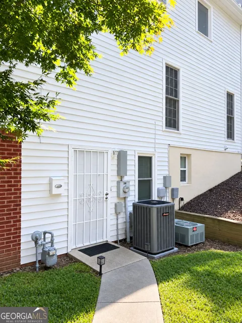 3444 Velvet Creek
