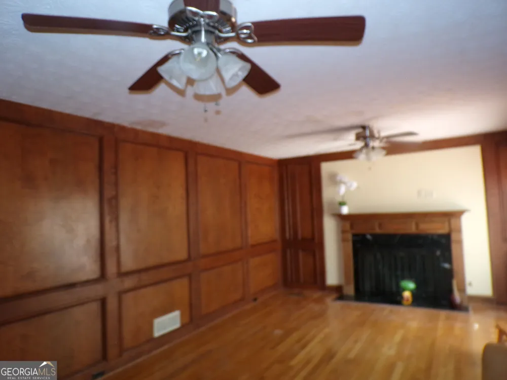 185 Ashland WAY Fayetteville, GA 30214
