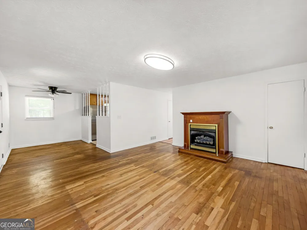1825 Jordan Hill RD Griffin, GA 30223