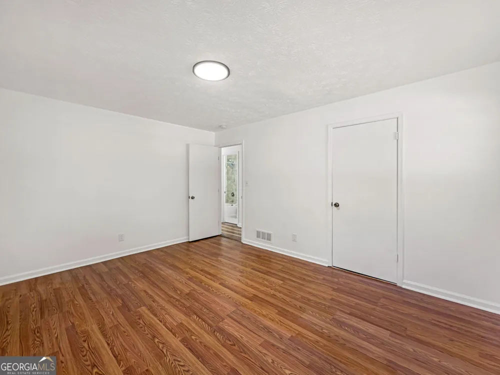 1825 Jordan Hill RD Griffin, GA 30223
