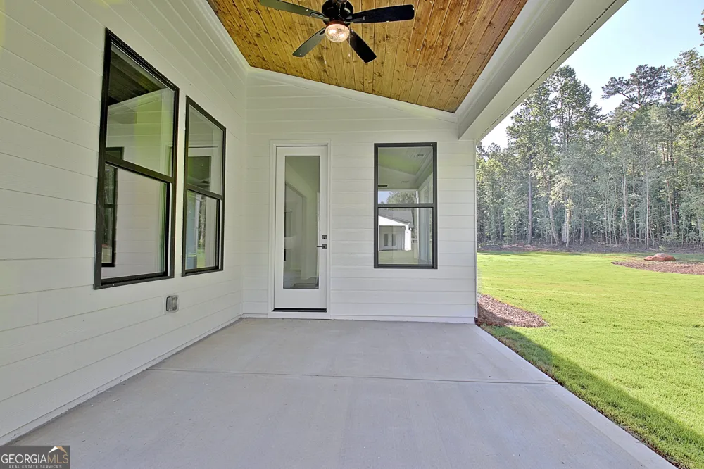 176 Ryeland DR Senoia, GA 30276