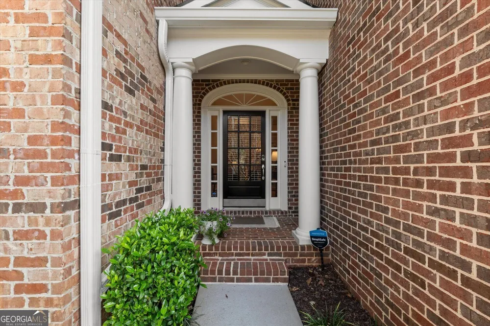 3105 Village Green DR Roswell, GA 30075