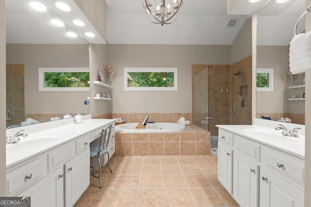 3105 Village Green DR Roswell, GA 30075