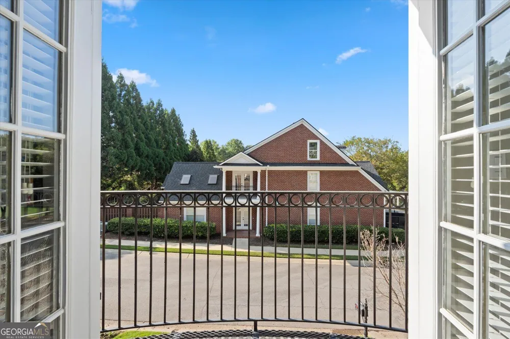 3105 Village Green DR Roswell, GA 30075
