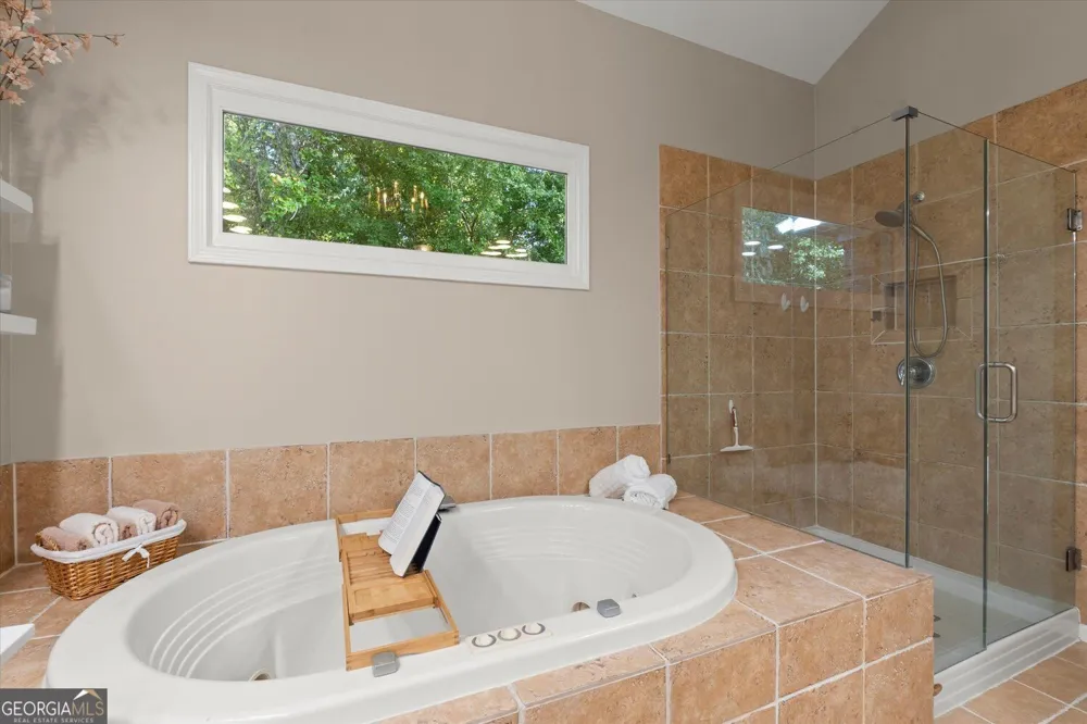 3105 Village Green DR Roswell, GA 30075