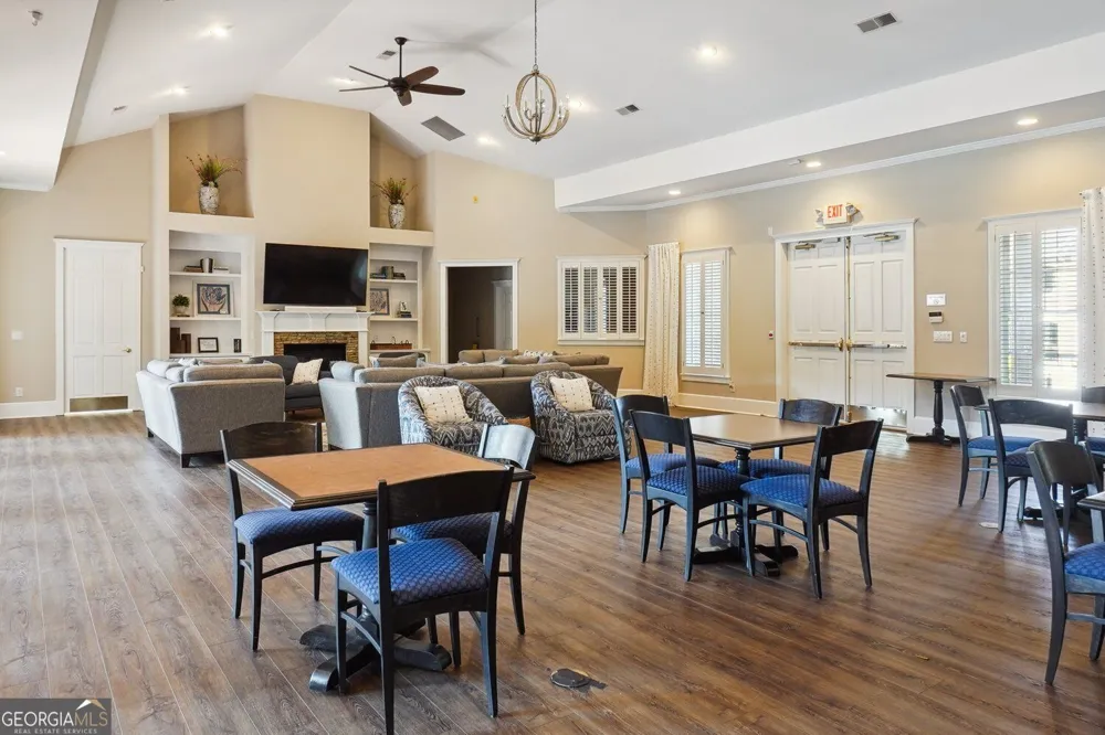 3105 Village Green DR Roswell, GA 30075
