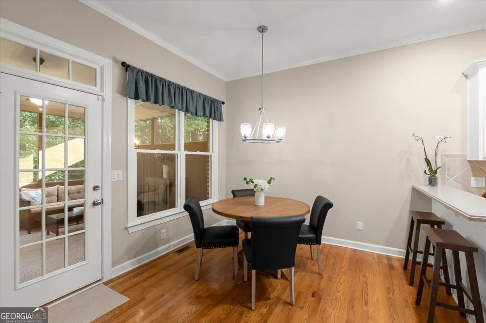 3105 Village Green DR Roswell, GA 30075
