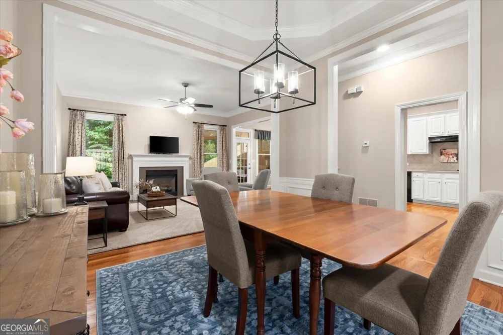 3105 Village Green DR Roswell, GA 30075