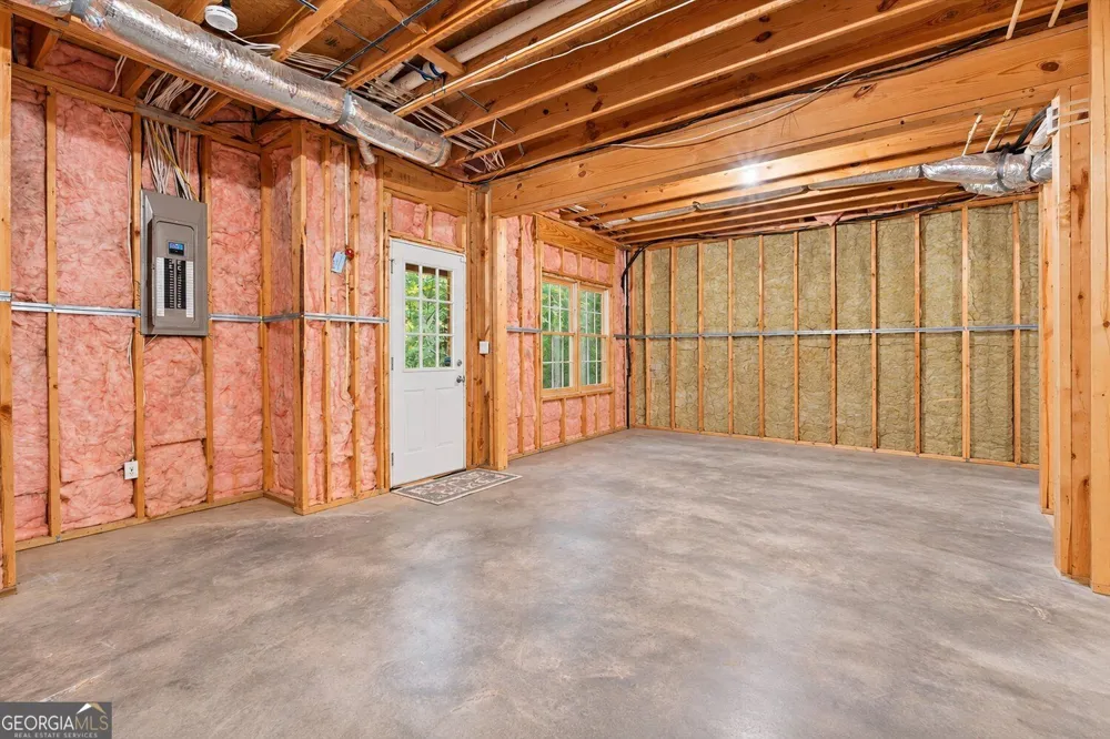 3105 Village Green DR Roswell, GA 30075