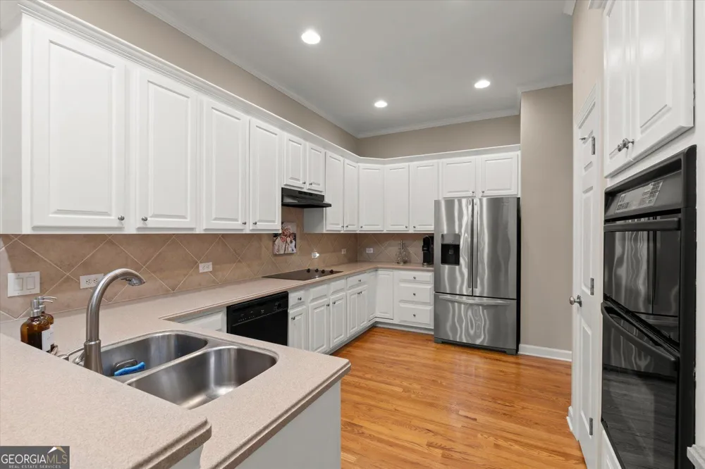 3105 Village Green DR Roswell, GA 30075