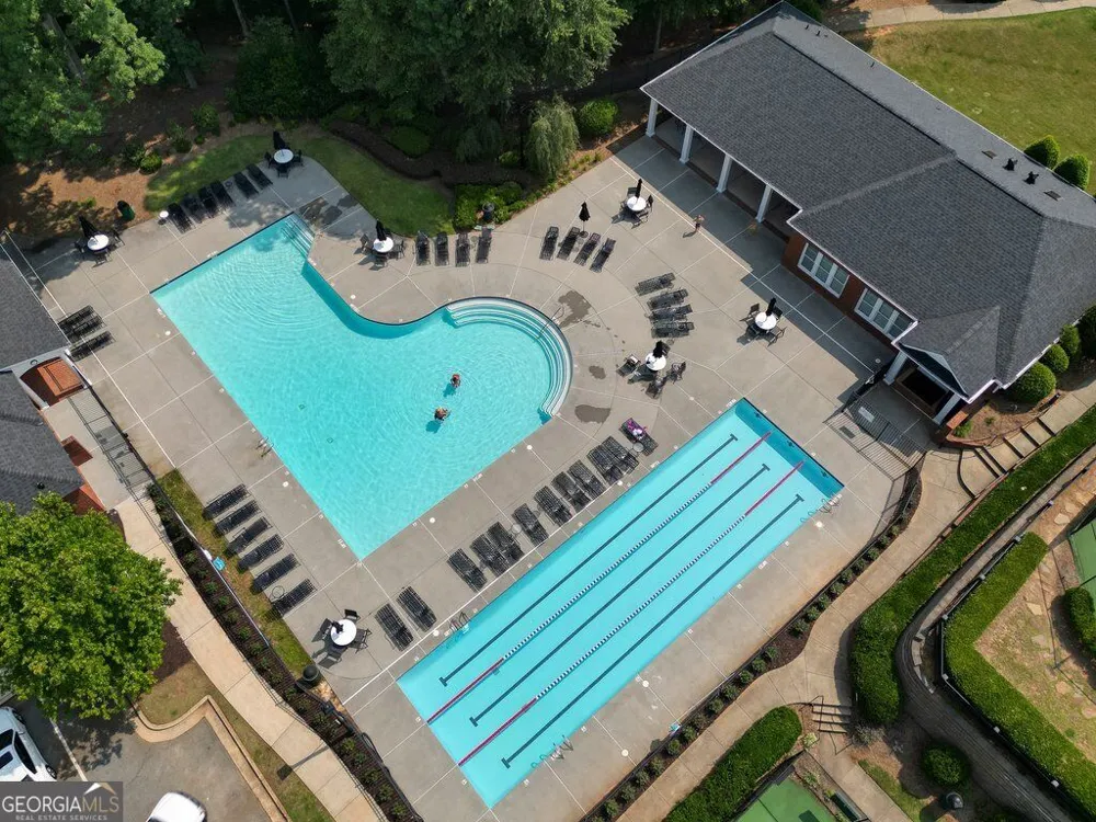 3105 Village Green DR Roswell, GA 30075