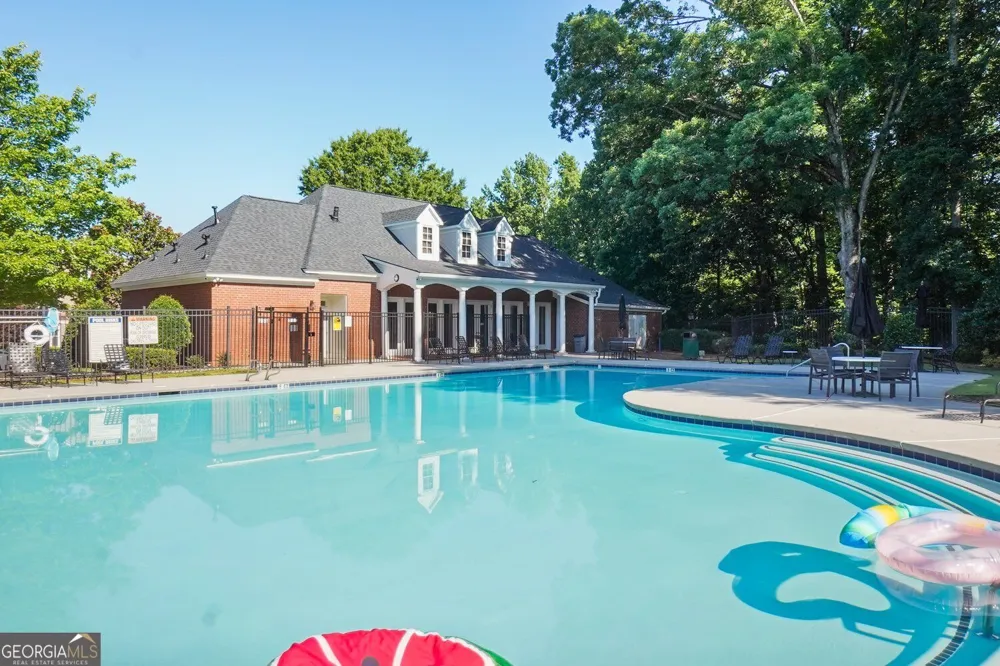 3105 Village Green DR Roswell, GA 30075