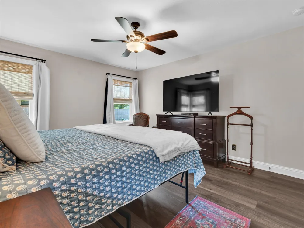 5400 Meadowbrook Drive Fort Worth, TX 76112