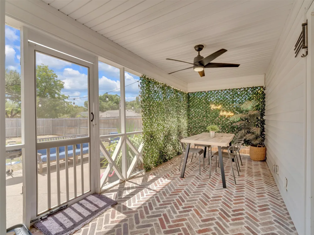 5400 Meadowbrook Drive Fort Worth, TX 76112