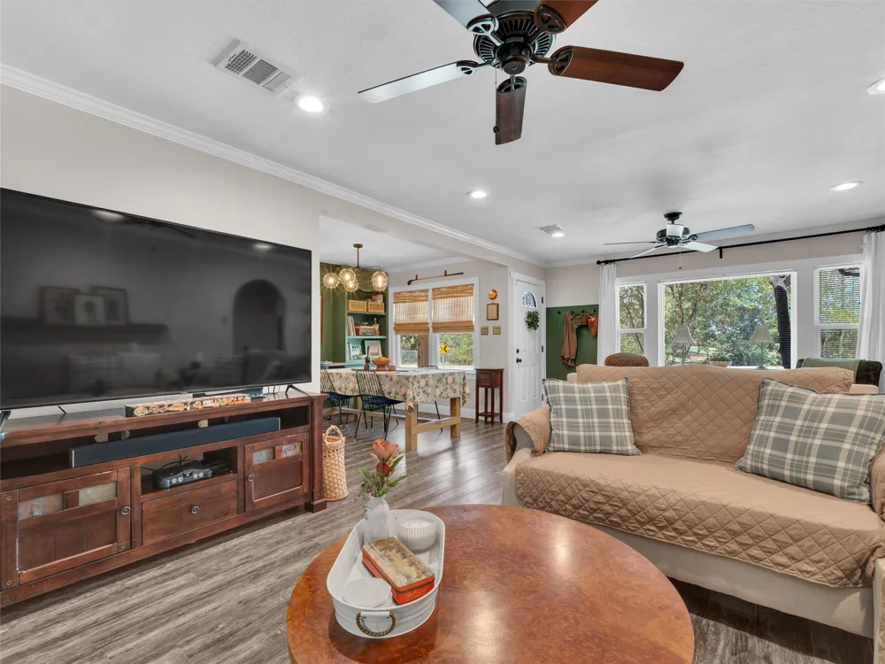 5400 Meadowbrook Drive Fort Worth, TX 76112