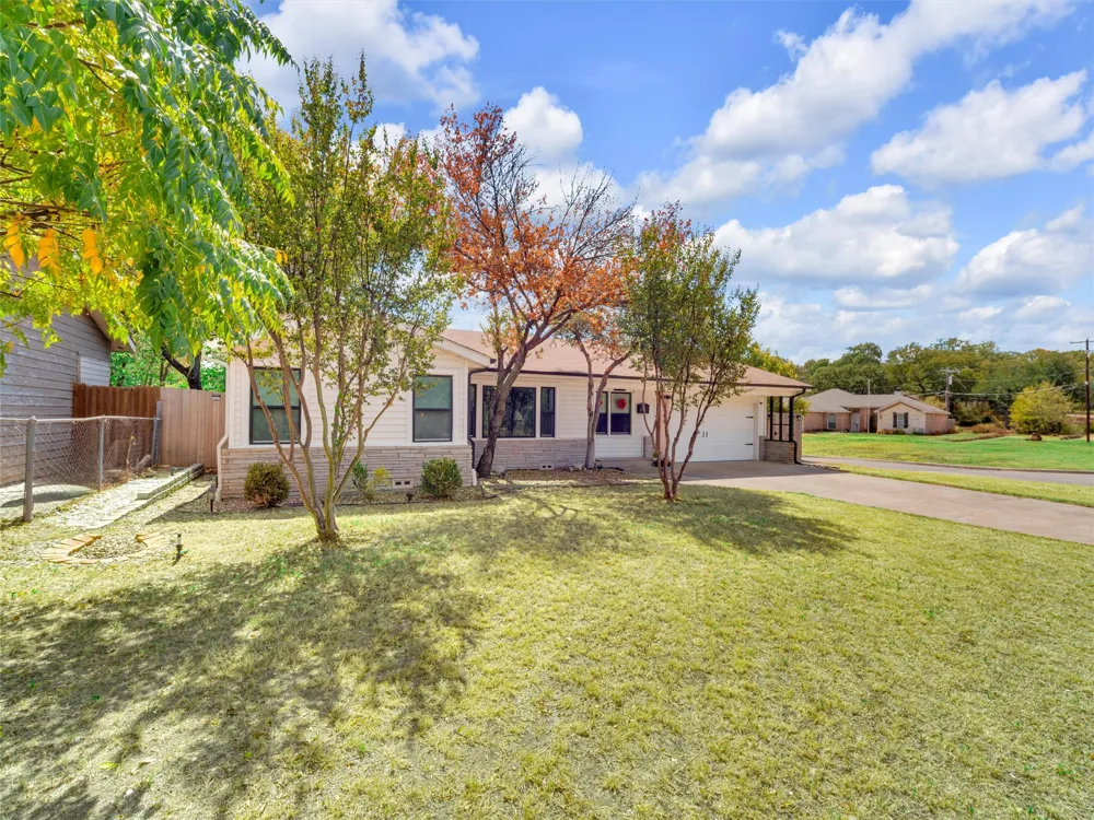 5400 Meadowbrook Drive Fort Worth, TX 76112