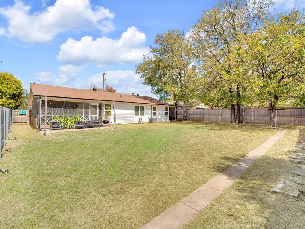 5400 Meadowbrook Drive Fort Worth, TX 76112