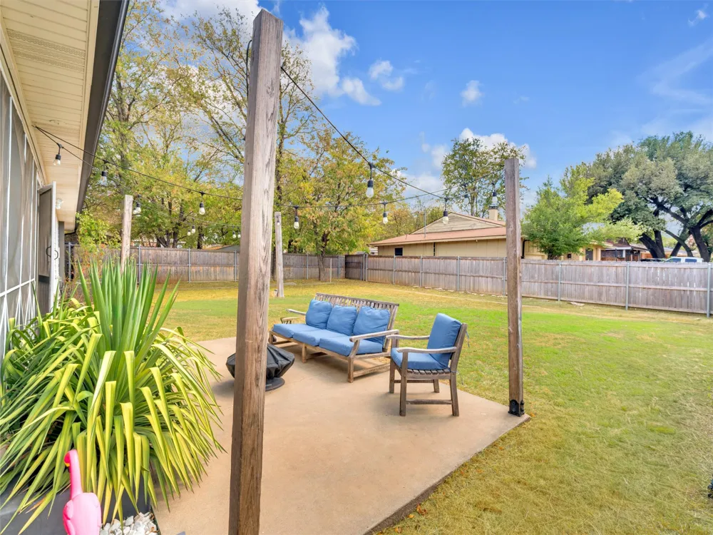 5400 Meadowbrook Drive Fort Worth, TX 76112