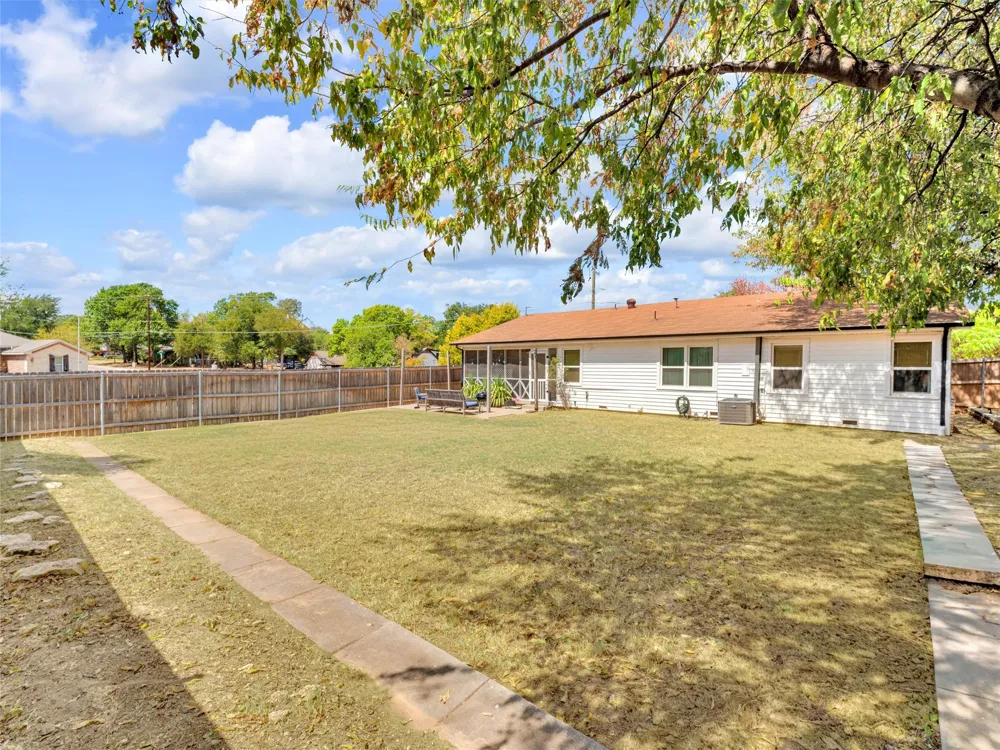 5400 Meadowbrook Drive Fort Worth, TX 76112