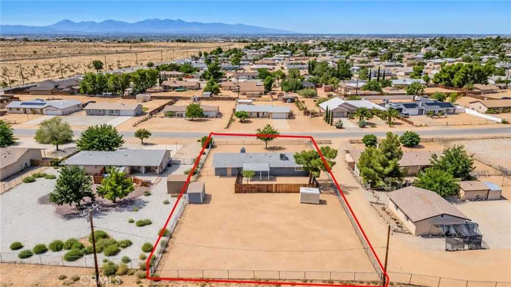 10577 Tecopa Apple Valley, CA 92308