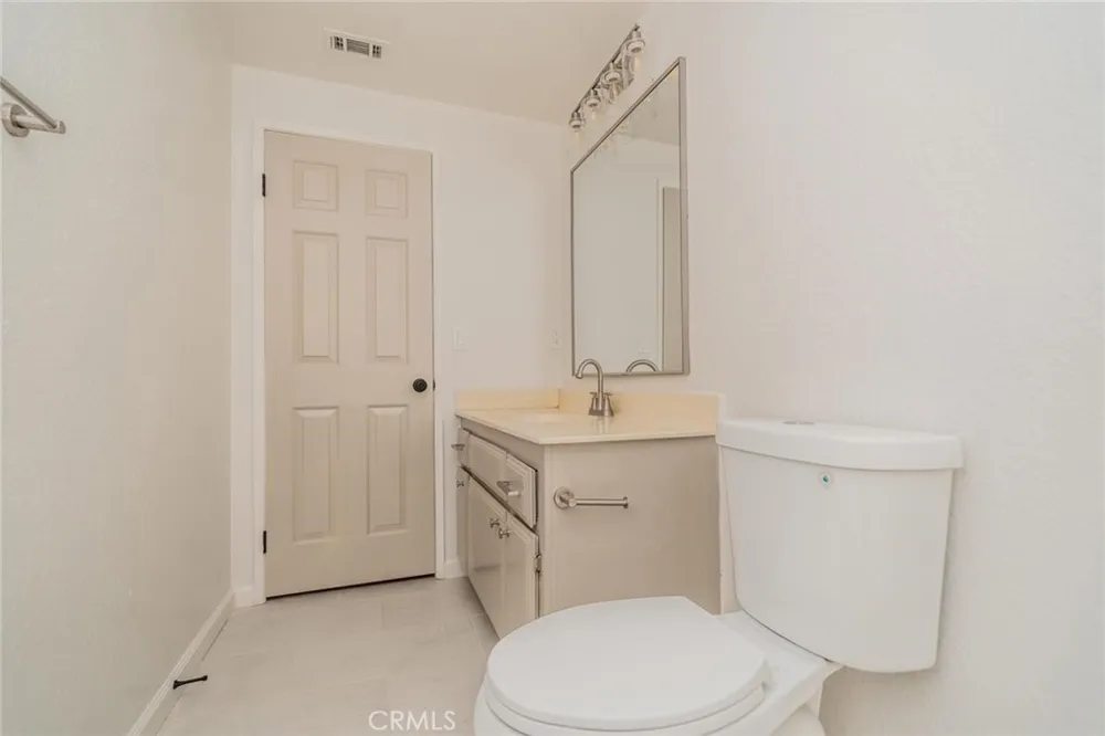 10577 Tecopa Apple Valley, CA 92308