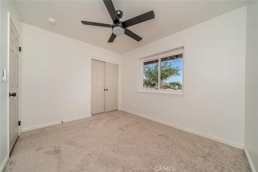 10577 Tecopa Apple Valley, CA 92308