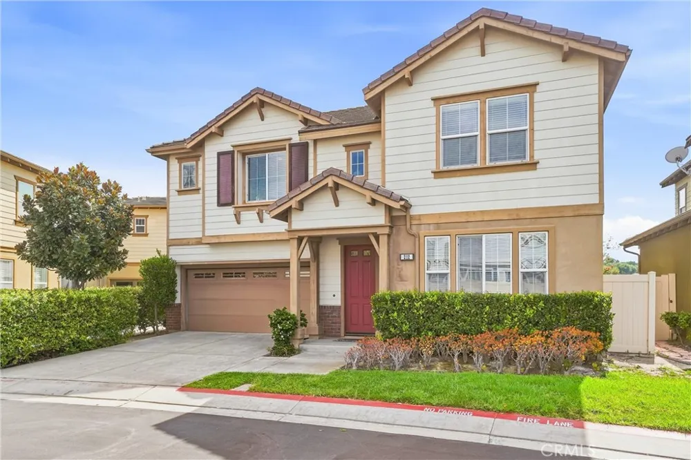 212 Summit Vista Lake Forest, CA 92630