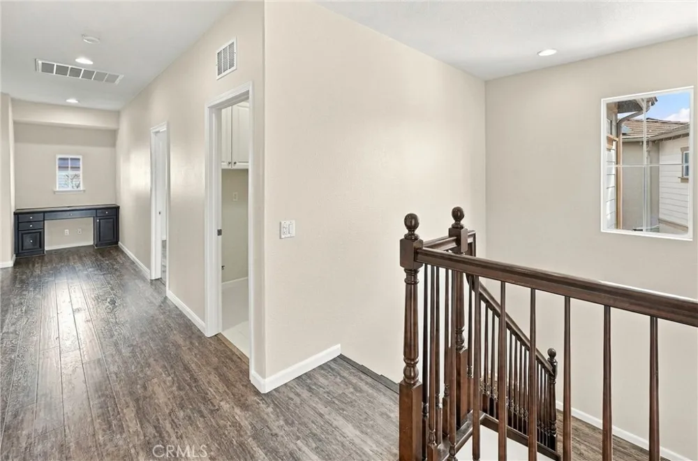 212 Summit Vista Lake Forest, CA 92630